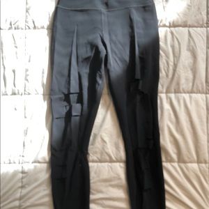 Alo High Waisted Ripped Warrior Legging